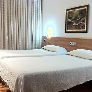 hostal-del-carmen.bilbaohotelsspain.com/
